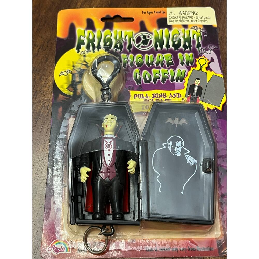Vintage~”Dracula Vampire”~2001~Agglo Keychain Pull Down~Fright Night Toy~NEW